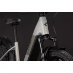 CUBE REACTION HYBRID ONE 720  FE PEARLSILVER'N'CHROME 2027 ELEKTROMOS KERÉKPÁR
