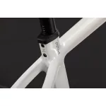 CUBE NURIDE HYBRID PERFORMANCE 720 METALLICWHITE'N'GREY 2027 ELEKTROMOS KERÉKPÁR