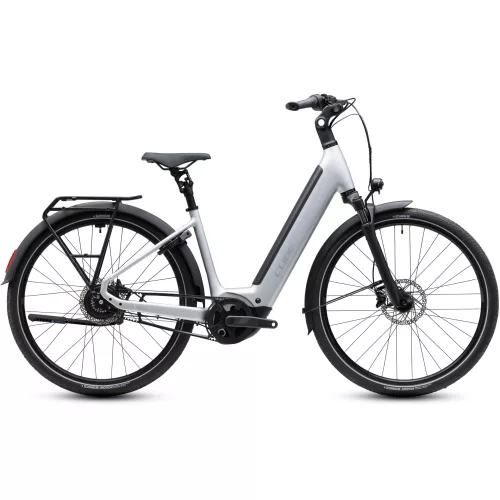CUBE SUPREME HYBRID DELUXE PRO 600 SILVERSTAR'N'REFLEX 2027 ELEKTROMOS KERÉKPÁR