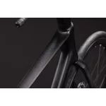 CUBE ATTAIN C:62 RACE CARBON'N'COALCHROME 2027 ORSZÁGÚTI KERÉKPÁR