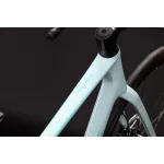CUBE ATTAIN C:62 RACE FROSTYMINT'N'MINT 2027 ORSZÁGÚTI KERÉKPÁR